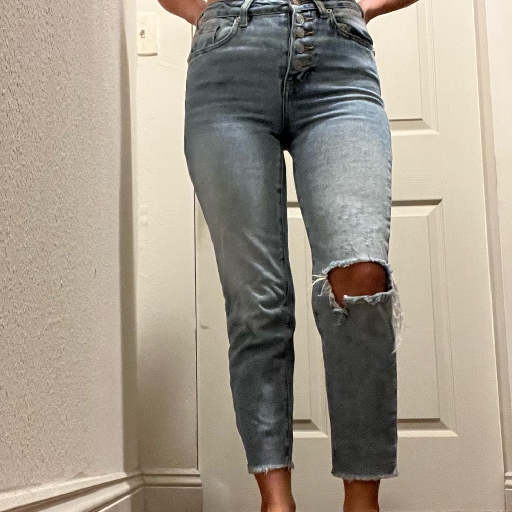 Brandy Melville Cropped Ripped Jeans
